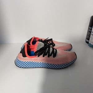 Adidas Deerupt Size 9